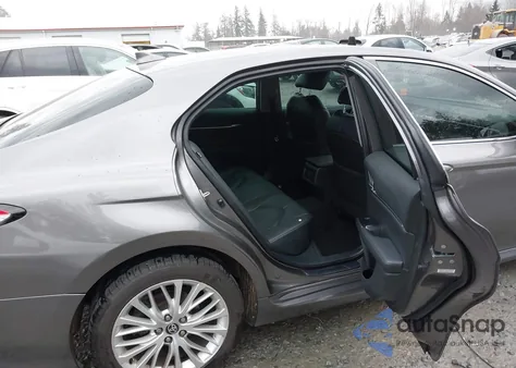 2020 Toyota Camry Xle Awd z USA, uszkodzony, nr VIN 4T1F11BK7LU011906